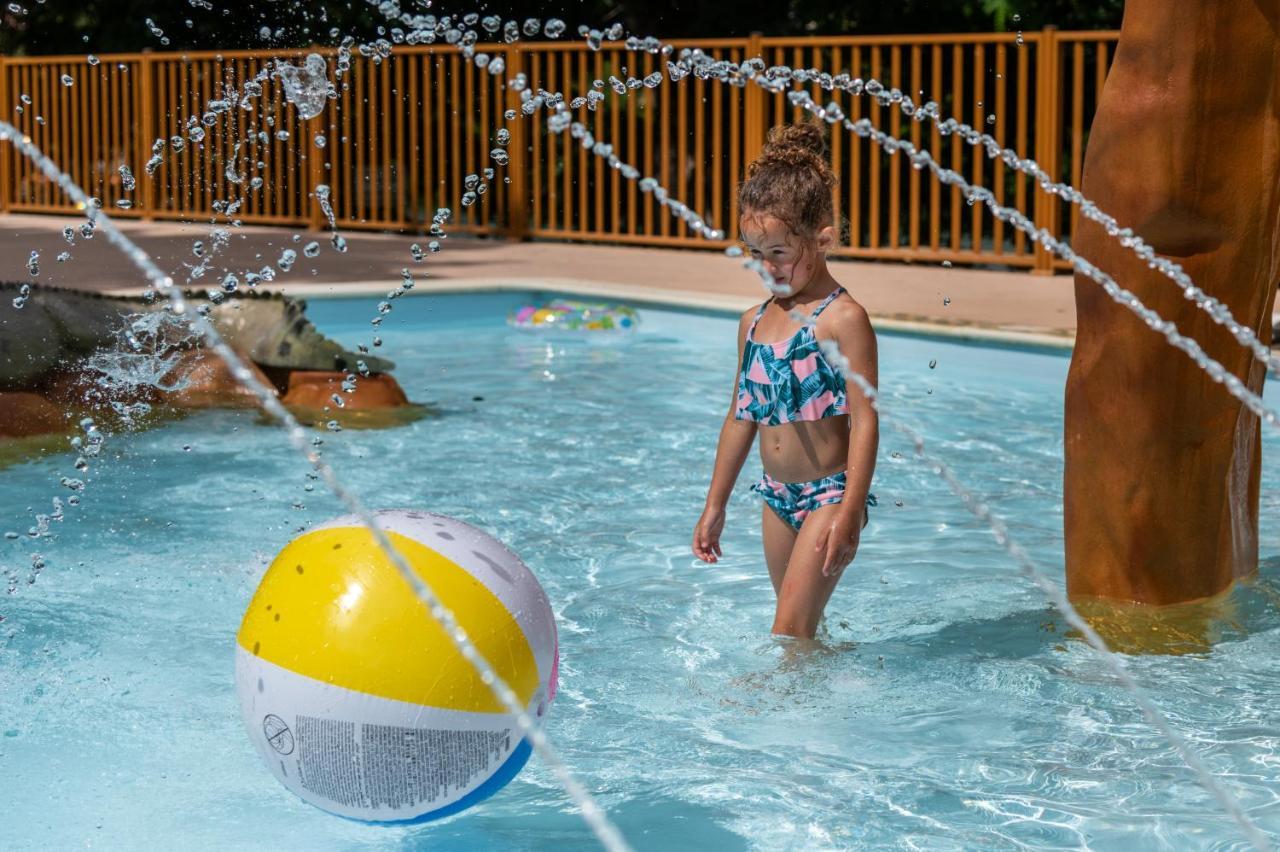 Camping Maeva Escapades Millau Plage Bagian luar foto