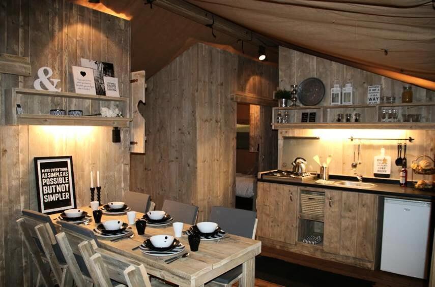 Camping Maeva Escapades Millau Plage Bagian luar foto