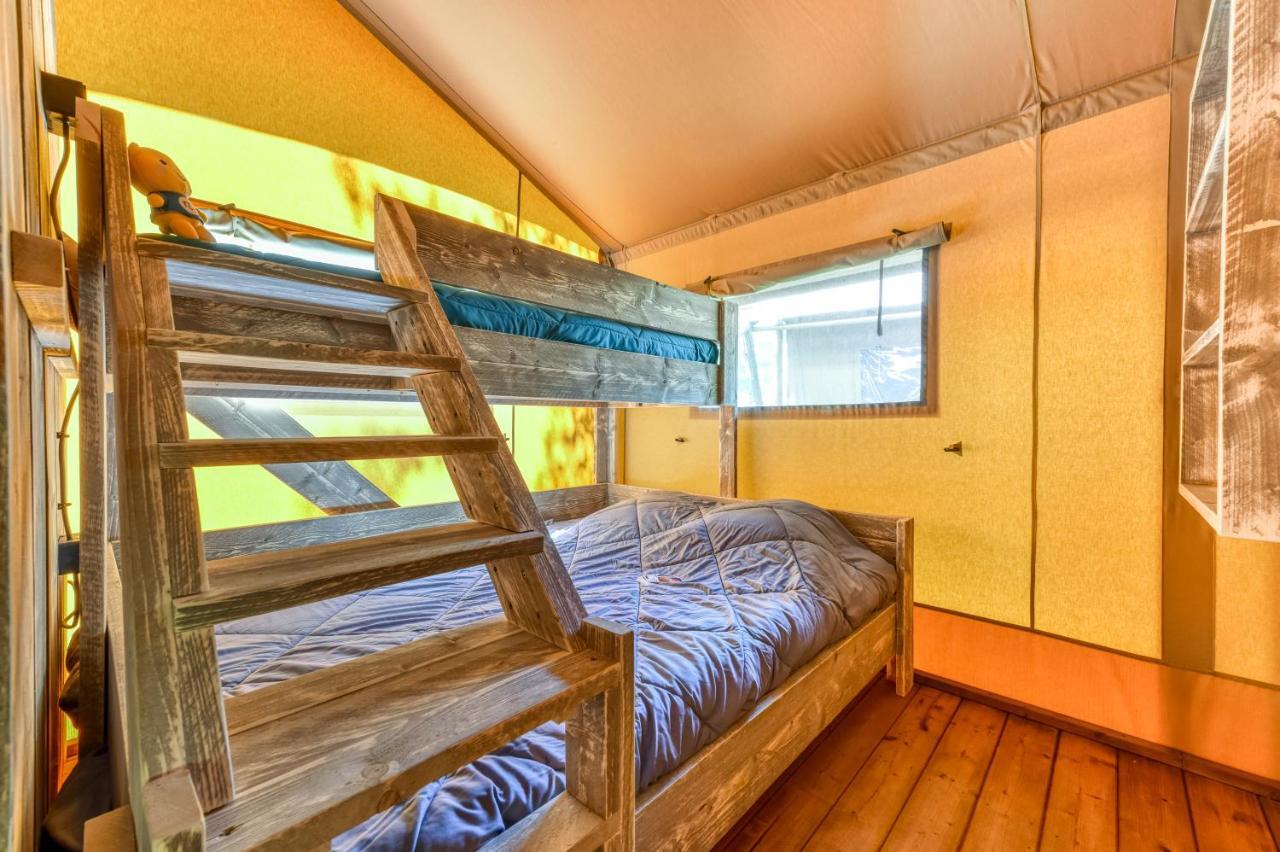 Camping Maeva Escapades Millau Plage Bagian luar foto
